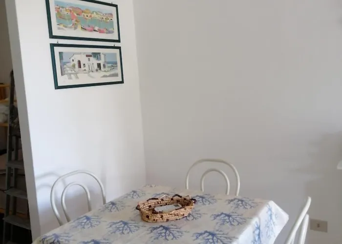La Finestra Su 3 Vista Giardino 스틴티노